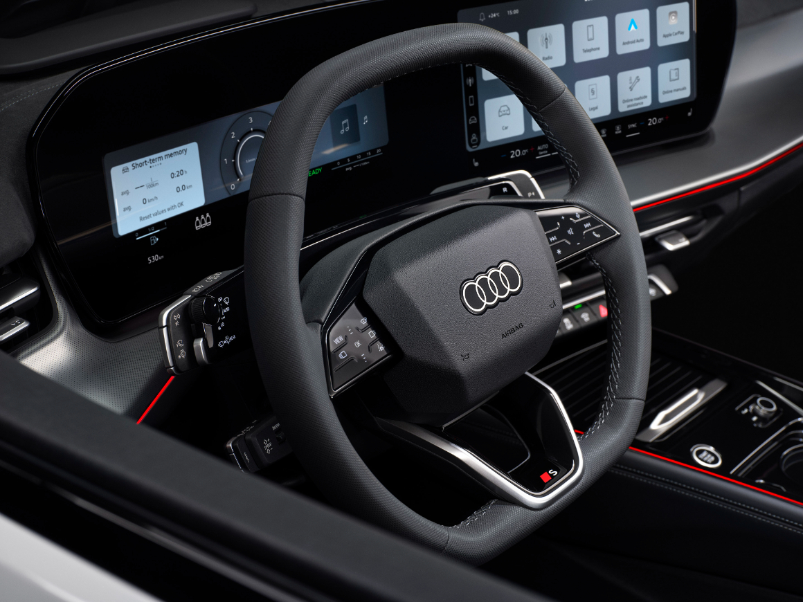新型Audi Q3のインテリア：形状と機能の調和