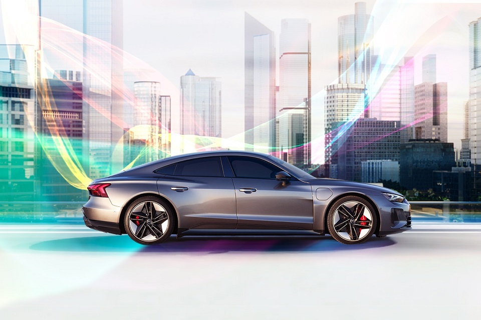 アウディ、Audi e-tron GT大型インスタレーションアート展示イベント「Road to a Better Future」を開催
